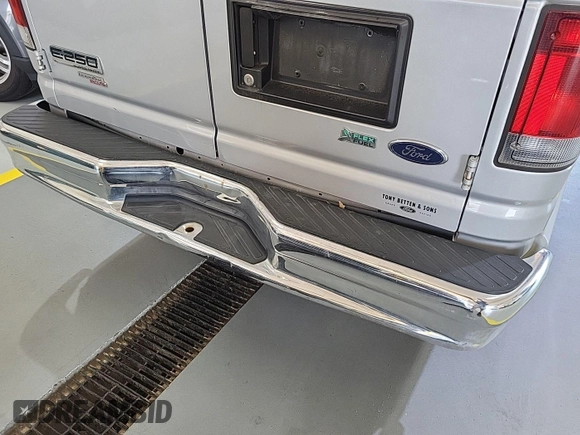 2013 Ford Econoline Cargo with VIN 1FTNS2EL5DDA38031, listed as a IAAI auction lot 42731967 with 116,056 mi miles and . Bid and sale history available at DreamBid. Image 19.