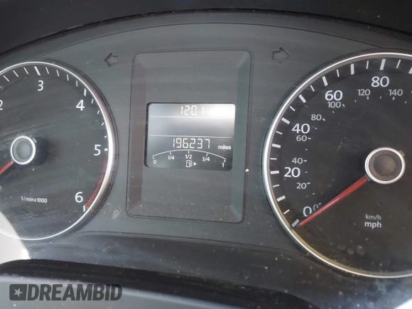 2012 Volkswagen Jetta Sedan TDI w/Premium & Nav with VIN 3VWLL7AJ1CM334735, listed as a IAAI auction lot 41749312 with 196,237 mi miles. Bid and sale history available at carsss.com. Image 7.