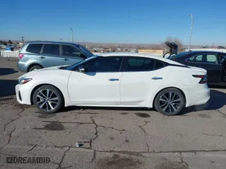 2021 Nissan Maxima SV with VIN 1N4AA6CV0MC515568, listed as a IAAI auction lot 41265961 with 1,094 mi miles. Bid and sale history available at carsss.com. Image 14.