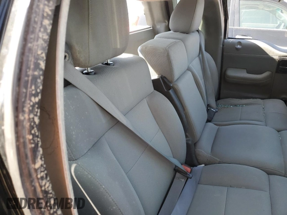 2004 Ford F-150 XL z VIN 1FTRF12W14NC32516, wystawiony jako Copart lot #54498895 z przebiegiem Nie podano mil oraz Tytuł czysty. Historia ofert i sprzedaży dostępna na DreamBid. Obrazek 10.