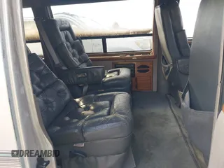 1996 Chevrolet Express Cargo Van w/YF7 with VIN 1GBFG15RXT1019130, listed as a IAAI auction lot 41674417 with 1 mi miles. Bid and sale history available at carsss.com. Image 8.