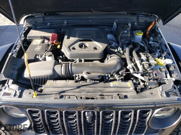2024 Jeep Wrangler Rubicon with VIN 1C4RJXR69RW132849, listed as a Copart auction lot 48237325 with 18,725 mi miles and Salvage Title. Bid and sale history available at DreamBid. Image 12.