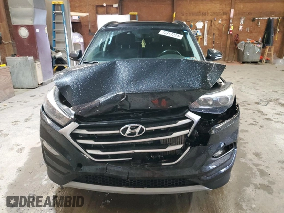 2017 Hyundai Tucson Value with VIN KM8J3CA24HU568667, listed as a Copart auction lot 73917224 with 69,684 mi miles and Salvage Title. Bid and sale history available at carsss.com. Image 5.