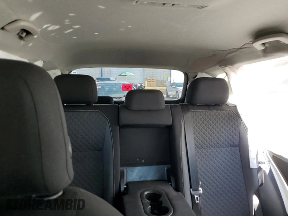 2021 Volkswagen Tiguan S z VIN 3VV1B7AX8MM065752, wystawiony jako Copart lot #62013905 z przebiegiem Nie podano mil oraz Szkoda całkowita • Salvage title. Historia ofert i sprzedaży dostępna na DreamBid. Obrazek 10.