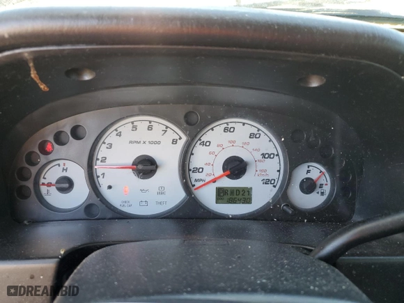 2004 Ford Escape Limited with VIN 1FMCU04184KA70257, listed as a Copart auction lot 89130575 with 186,430 mi miles and Salvage Title. Bid and sale history available at carsss.com. Image 9.