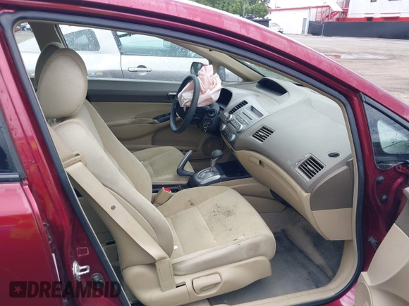 2006 Honda Civic LX z VIN 1HGFA16526L130449, wystawiony jako IAAI lot #42321622 z przebiegiem 188 409 mil mil oraz . Historia ofert i sprzedaży dostępna na DreamBid. Obrazek 5.