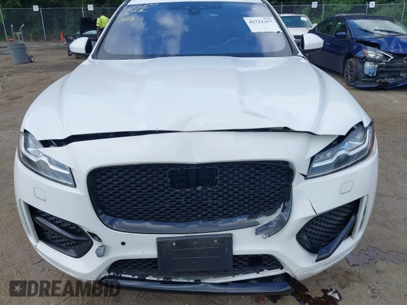 2017 Jaguar F-Pace 35t R-Sport с VIN SADCL2BV5HA064702, выставлен на аукционе IAAI как лот 42711257 с пробегом 99 586 миль миль и . История ставок и продаж доступна на DreamBid. Изображение 6.