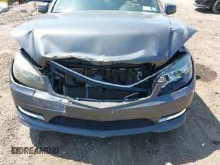 2011 Mercedes-Benz C-Class C 300 Sport with VIN WDDGF8BB2BR171296, listed as a IAAI auction lot 42108655 with 135,537 mi miles. Bid and sale history available at carsss.com. Image 6.