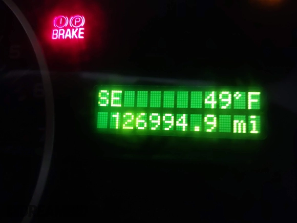 2006 Ford Explorer XLS z VIN 1FMEU72E66UB14206, wystawiony jako IAAI lot #41643512 z przebiegiem 126 994 mil mil oraz . Historia ofert i sprzedaży dostępna na DreamBid. Obrazek 15.