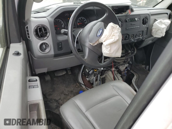 2013 Ford Econoline Passenger XL with VIN 1FMNE1BL4DDA74312, listed as a Copart auction lot 47883195 with 52,654 mi miles and Salvage title. Bid and sale history available at DreamBid. Image 8.