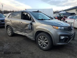 2013 Kia Sorento SX with VIN 5XYKWDA26DG383313, listed as a Copart auction lot 42489555 with 204,769 mi miles and Salvage Title. Bid and sale history available at carsss.com. Image 4.