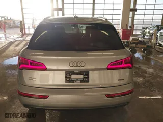 2019 Audi Q5 Premium Plus with VIN WA1BNAFY8K2034380, listed as a IAAI auction lot 41697243 with 80,377 mi miles. Bid and sale history available at carsss.com. Image 16.
