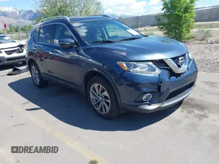 2015 Nissan Rogue SL z VIN 5N1AT2MV1FC799416, wystawiony jako IAAI lot #42221816 z przebiegiem 168 272 mil mil oraz . Historia ofert i sprzedaży dostępna na DreamBid. Obrazek 1.