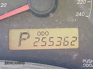 2010 Toyota Corolla z VIN JTDBU4EE6AJ075970, wystawiony jako IAAI lot #41293307 z przebiegiem 255 362 mil mil oraz . Historia ofert i sprzedaży dostępna na DreamBid. Obrazek 12.