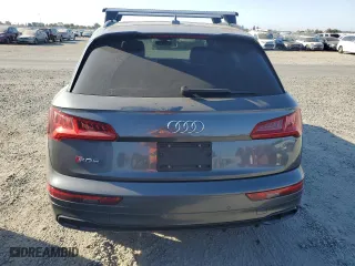 2019 Audi SQ5 Prestige with VIN WA1C4AFY8K2041823, listed as a Copart auction lot 72971184 with 42,281 mi miles and Salvage Title. Bid and sale history available at carsss.com. Image 6.