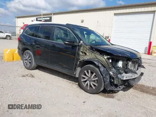 2019 Honda Pilot EX-L with VIN 5FNYF5H5XKB008027, listed as a IAAI auction lot 41794539 with 110,832 mi miles and . Bid and sale history available at carsss.com. Image 1.