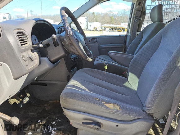 2006 Dodge Caravan Cargo z VIN 1D4GP21E66B511843, wystawiony jako Copart lot #88923715 z przebiegiem 226 639 mil mil oraz Czysty tytuł • Clean title. Historia ofert i sprzedaży dostępna na DreamBid. Obrazek 7.