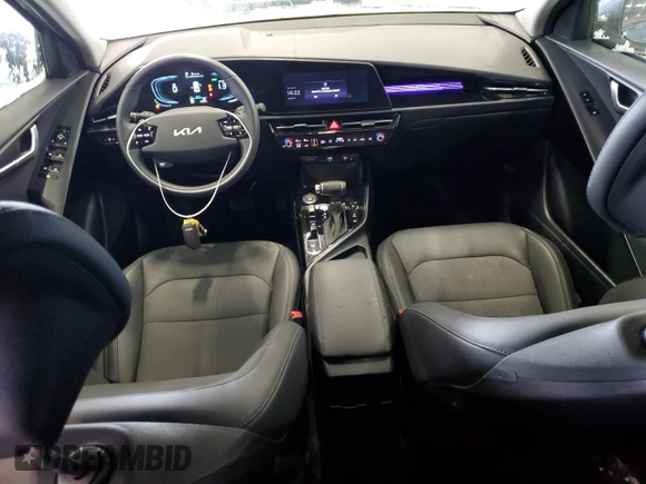 2024 Kia Niro EX Touring with VIN KNDCR3LE5R5138015, listed as a Copart auction lot 41830235 with 15,945 mi miles and Clean Title. Bid and sale history available at carsss.com. Image 8.