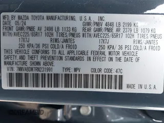 2024 Mazda CX-50 S Premium z VIN 7MMVABDM7RN231991, wystawiony jako IAAI lot #42481427 z przebiegiem 7 843 mil mil oraz . Historia ofert i sprzedaży dostępna na DreamBid. Obrazek 9.