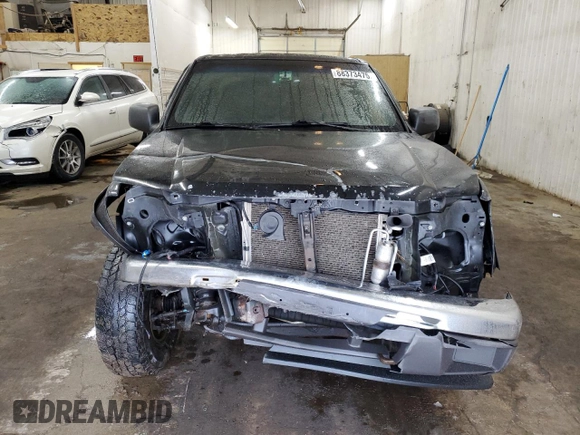 2007 GMC Canyon SLE2 with VIN 1GTDT13E278160852, listed as a Copart auction lot 88373475 with 188,366 mi miles and Salvage Title. Bid and sale history available at carsss.com. Image 5.