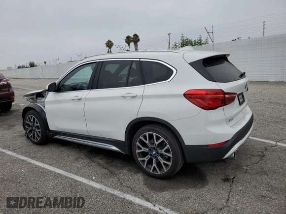 2021 BMW X1 xDrive28i with VIN WBXJG9C09M5U35093, listed as a Copart auction lot 65509155 with 46,875 mi miles and Salvage title. Bid and sale history available at DreamBid. Image 2.