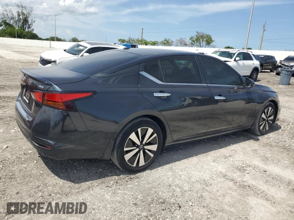 2022 Nissan Altima SV z VIN 1N4BL4DVXNN343346, wystawiony jako Copart lot #59208975 z przebiegiem 56 711 mil mil oraz Nie do naprawy • Non repairable. Historia ofert i sprzedaży dostępna na DreamBid. Obrazek 3.
