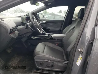 2023 Volkswagen ID.4 S z VIN 1V25MPE84PC015805, wystawiony jako Copart lot #56640665 z przebiegiem 11 252 mil mil oraz Tytuł czysty. Historia ofert i sprzedaży dostępna na DreamBid. Obrazek 7.