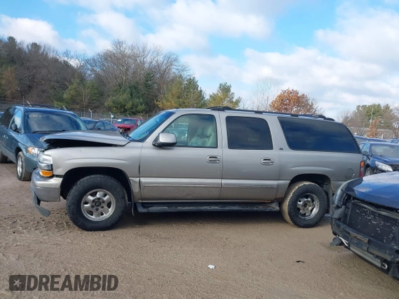 2002 Chevrolet Suburban LS with VIN 1GNFK16Z92J109951, listed as a IAAI auction lot 41685362 with 312,140 mi miles. Bid and sale history available at carsss.com. Image 15.