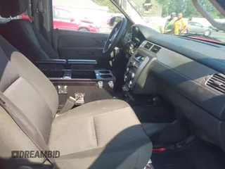 2013 Chevrolet Tahoe Commercial with VIN 1GNSK2E02DR167962, listed as a IAAI auction lot 42554839 with 158,634 mi miles and . Bid and sale history available at DreamBid. Image 5.