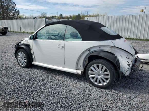 2010 Volkswagen Beetle with VIN 3VWRG3AL6AM010041, listed as a Copart auction lot 54915045 with 95,719 mi miles and Salvage Title. Bid and sale history available at DreamBid. Image 2.