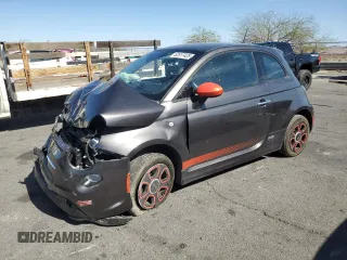 2018 FIAT 500e z VIN 3C3CFFGE1JT369314, wystawiony jako Copart lot #52817425 z przebiegiem Nie podano mil oraz Szkoda całkowita • Salvage title. Historia ofert i sprzedaży dostępna na DreamBid. Obrazek 1.