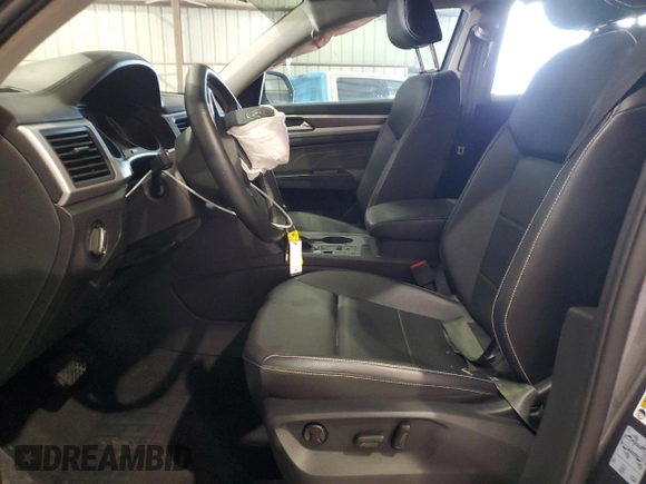 2021 Volkswagen Atlas SE with VIN 1V2DP2CAXMC557210, listed as a Copart auction lot 69634074 with 37,796 mi miles and Salvage title. Bid and sale history available at DreamBid. Image 7.