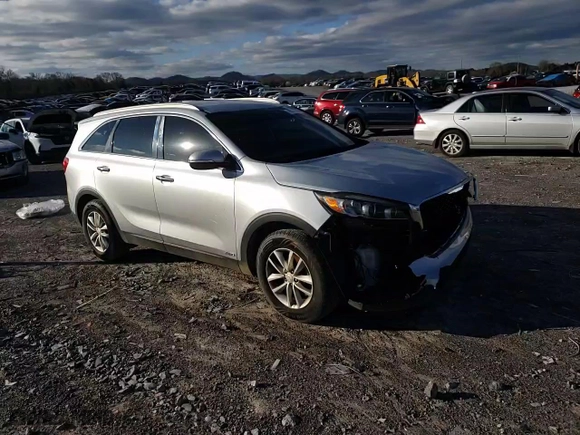 2017 Kia Sorento LX with VIN 5XYPGDA38HG265782, listed as a Copart auction lot 49304595 with 121,878 mi miles and Salvage Title. Bid and sale history available at carsss.com. Image 11.