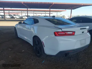 2018 Chevrolet Camaro 1LT with VIN 1G1FB1RX3J0108231, listed as a IAAI auction lot 41828367 with 91,942 mi miles. Bid and sale history available at carsss.com. Image 3.