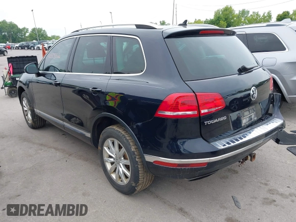 2016 Volkswagen Touareg Sport с VIN WVGEF9BP7GD012373, выставлен на аукционе IAAI как лот 42358266 с пробегом 81 827 миль миль и . История ставок и продаж доступна на DreamBid. Изображение 3.