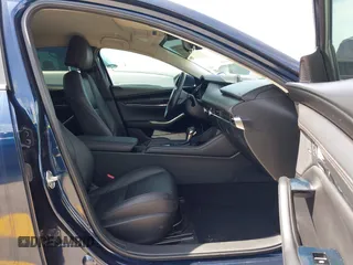 2019 Mazda 3 Preferred with VIN 3MZBPADL3KM110892, listed as a IAAI auction lot 42236763 with 52,222 mi miles and . Bid and sale history available at DreamBid. Image 5.