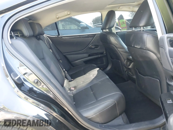 2022 Lexus ES 350 z VIN 58ACZ1B11NU120506, wystawiony jako IAAI lot #42082831 z przebiegiem 60 531 mil mil oraz . Historia ofert i sprzedaży dostępna na DreamBid. Obrazek 8.
