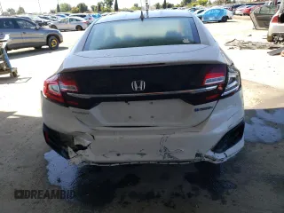 2019 Honda Clarity Plug-In Hybrid with VIN JHMZC5F13KC002031, listed as a Copart auction lot 49416264 with 44,365 mi miles. Bid and sale history available at carsss.com. Image 6.