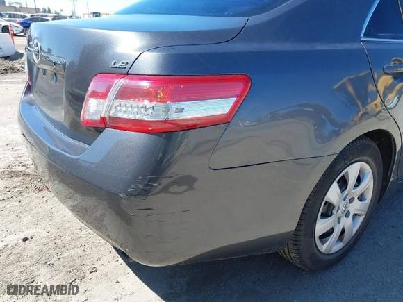 2010 Toyota Camry with VIN 4T1BF3EK7AU044778, listed as a IAAI auction lot 41852101 with 112,746 mi miles. Bid and sale history available at carsss.com. Image 17.