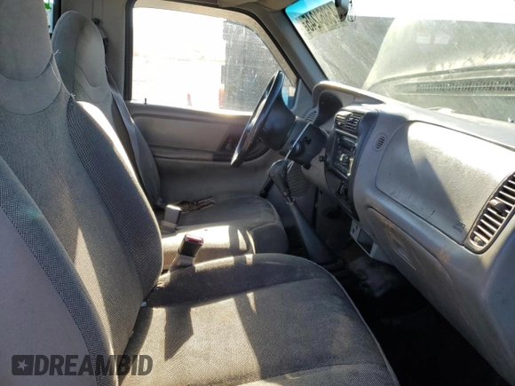 2000 Ford Ranger XL with VIN 1FTYR10V9YPA13861, listed as a Copart auction lot 45864245 with 272,902 mi miles and Salvage Title. Bid and sale history available at carsss.com. Image 10.