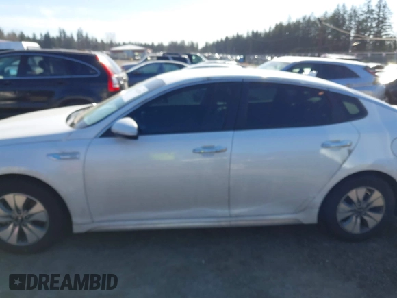 2017 Kia Optima with VIN KNAGT4LE9H5012924, listed as a IAAI auction lot 41682280 with 104,820 mi miles and . Bid and sale history available at DreamBid. Image 14.