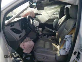 2017 Toyota Sienna XLE Auto Access Seat with VIN 5TDYZ3DC2HS790411, listed as a Copart auction lot 52099465 with 110,318 mi miles and Clean Title. Bid and sale history available at carsss.com. Image 7.