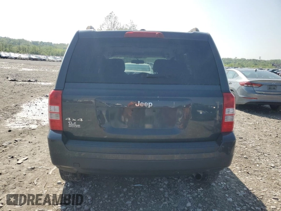 2016 Jeep Patriot Sport z VIN 1C4NJRBB3GD585844, wystawiony jako Copart lot #54298325 z przebiegiem 148 491 mil mil oraz Szkoda całkowita • Salvage title. Historia ofert i sprzedaży dostępna na DreamBid. Obrazek 6.