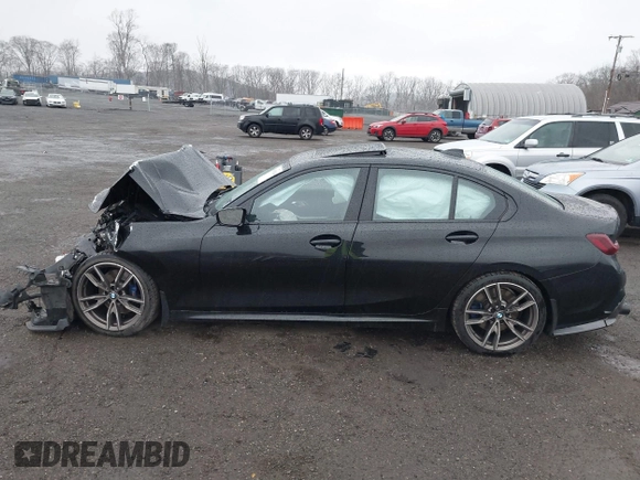 2020 BMW 3 Series M340i z VIN WBA5U7C03LFH93116, wystawiony jako IAAI lot #41826452 z przebiegiem Nie podano mil oraz . Historia ofert i sprzedaży dostępna na DreamBid. Obrazek 14.