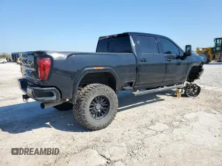 2020 GMC Sierra 3500HD AT4 z VIN 1GT49VEY7LF315026, wystawiony jako Copart lot #51613555 z przebiegiem 160 533 mil mil oraz Szkoda całkowita • Salvage title. Historia ofert i sprzedaży dostępna na DreamBid. Obrazek 3.
