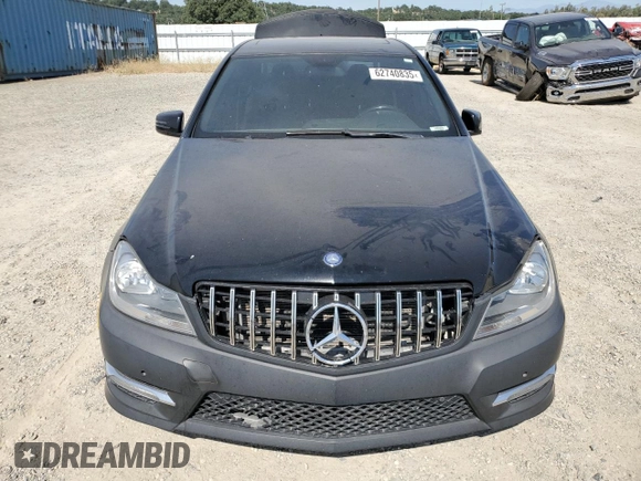 2012 Mercedes-Benz C 250 Sport z VIN WDDGF4HB8CR216307, wystawiony jako Copart lot #62740835 z przebiegiem 1 042 467 mil mil oraz Szkoda całkowita • Salvage title. Historia ofert i sprzedaży dostępna na DreamBid. Obrazek 5.