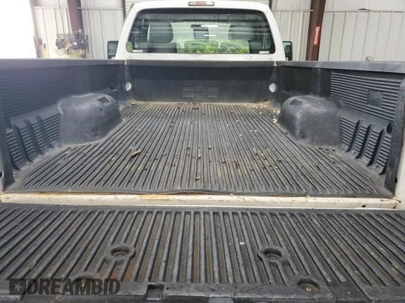 2015 Ford F-250 XL with VIN 1FTBF2A65FEB10141, listed as a Copart auction lot 65227535 with 163,790 mi miles and Salvage title. Bid and sale history available at DreamBid. Image 10.