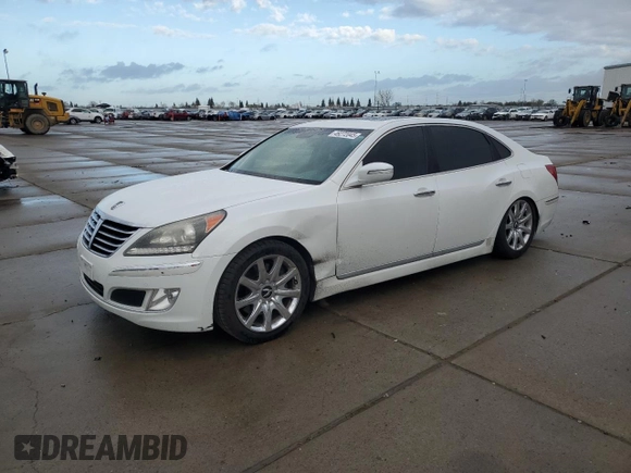 2013 Hyundai Equus Signature with VIN KMHGH4JH5DU064421, listed as a Copart auction lot 49272045 with 129,449 mi miles and Salvage Title. Bid and sale history available at DreamBid. Image 1.