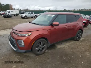 2021 Kia Soul LX with VIN KNDJ23AU2M7794692, listed as a Copart auction lot 84605444 with 98,333 mi miles and Salvage Title. Bid and sale history available at carsss.com. Image 1.