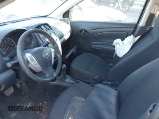 2016 Nissan Versa SV with VIN 3N1CN7AP0GL875887, listed as a IAAI auction lot 41756300 with 134,844 mi miles. Bid and sale history available at carsss.com. Image 5.